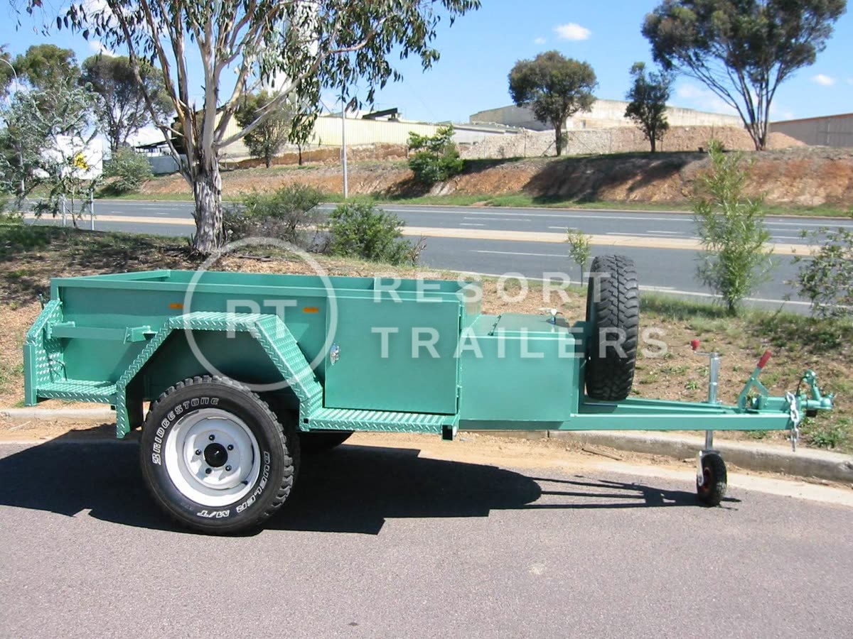 Offroad trailer 1 — built by Resort Trailers